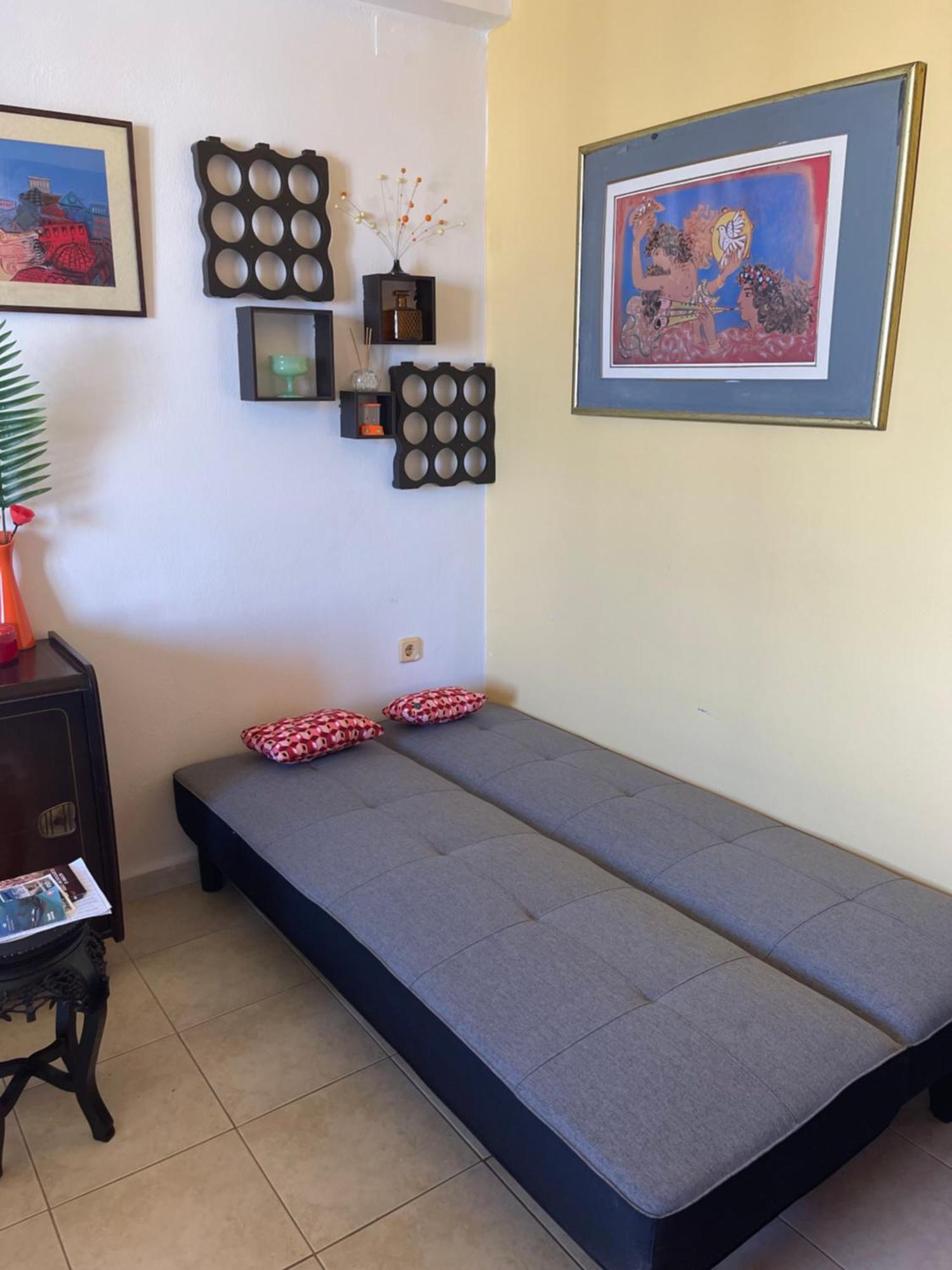 Reina Apartment *